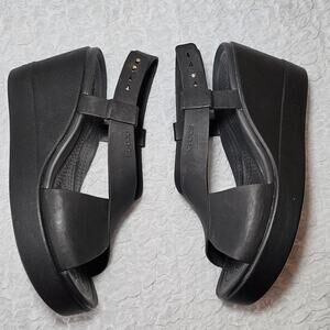 Crocs Brooklyn Black Wedge Sandals W 11 literide